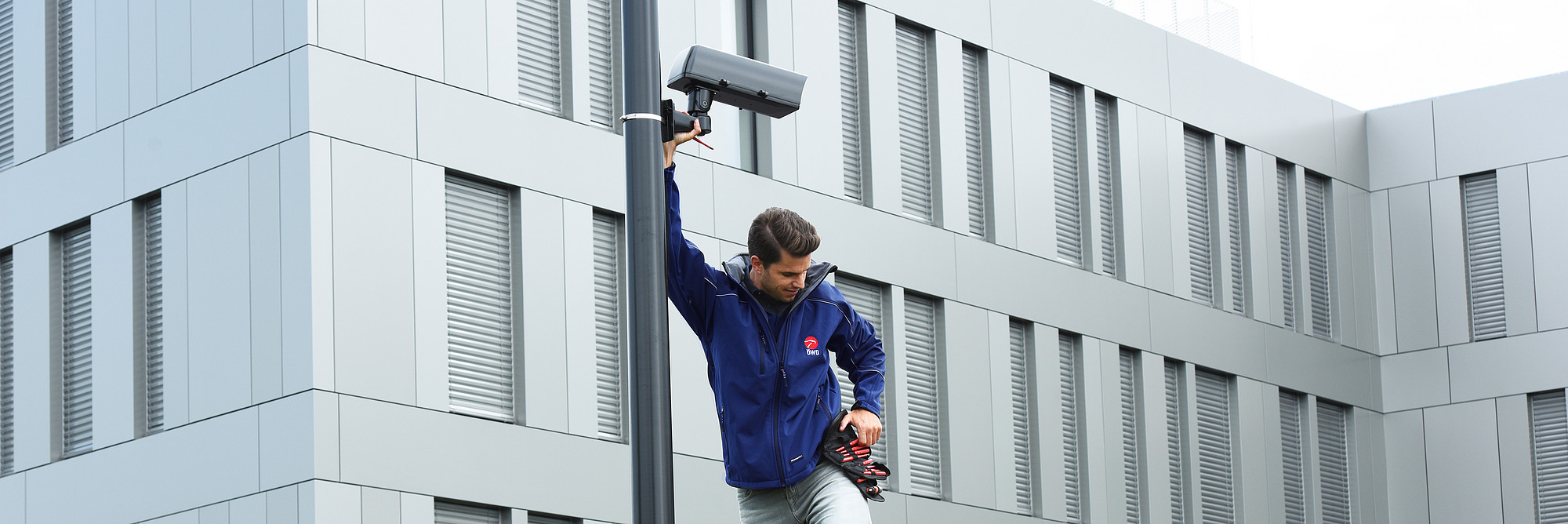 OEWD-Securitysystems_Videokameramontage-Bild3